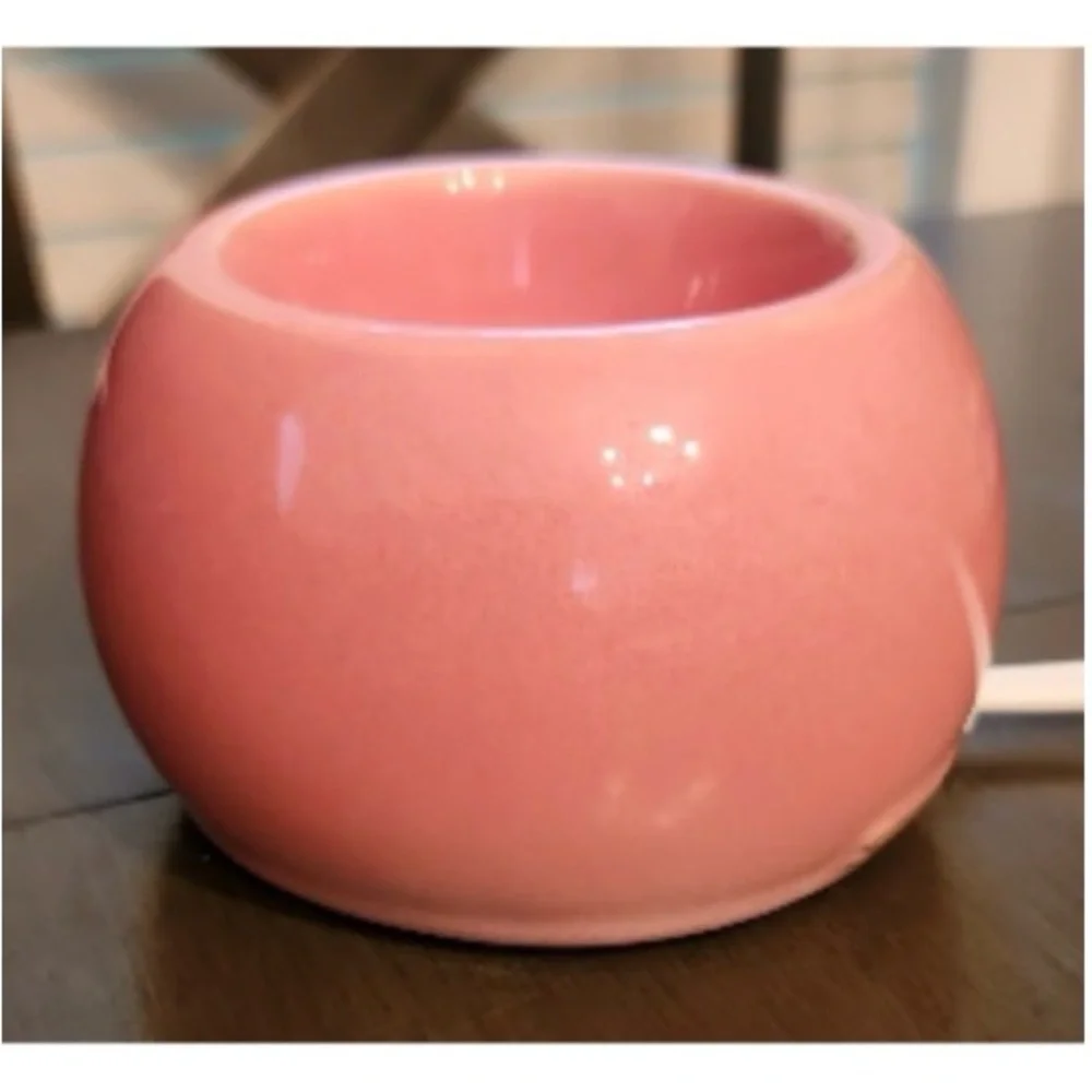 SCENTSY Petal Pink Warmer Brand New WHIFF BOX